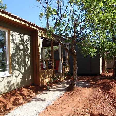 La Colline Des Ocres Village De Vacances 3 Etoiles Apt Dış mekan fotoğraf