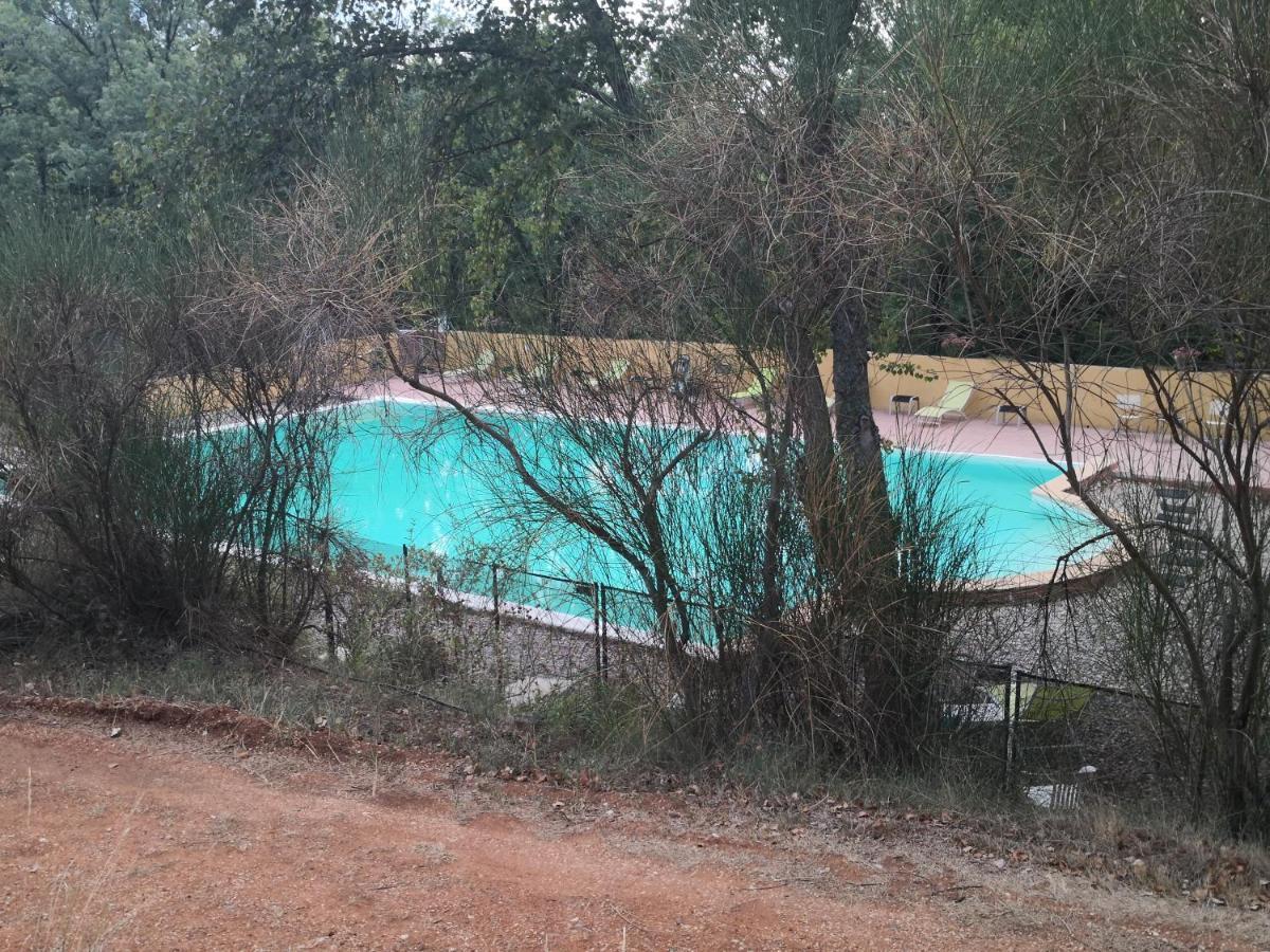 La Colline Des Ocres Village De Vacances 3 Etoiles Apt Dış mekan fotoğraf